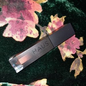 Haus laboratories Liquid to Powder shimmer Eyeshadow (Rye)